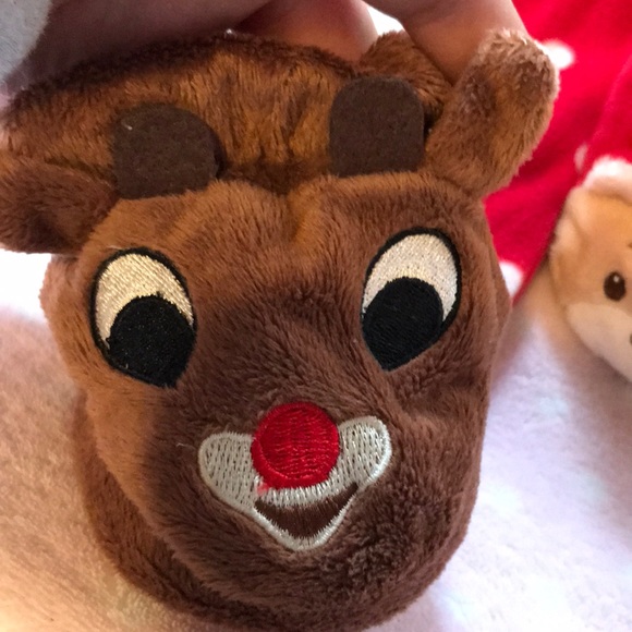 Holiday bundle ! 🎄 pajamas and soft slippers - Picture 6 of 7